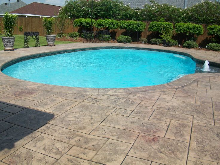 stamped concrete pool deck contractors