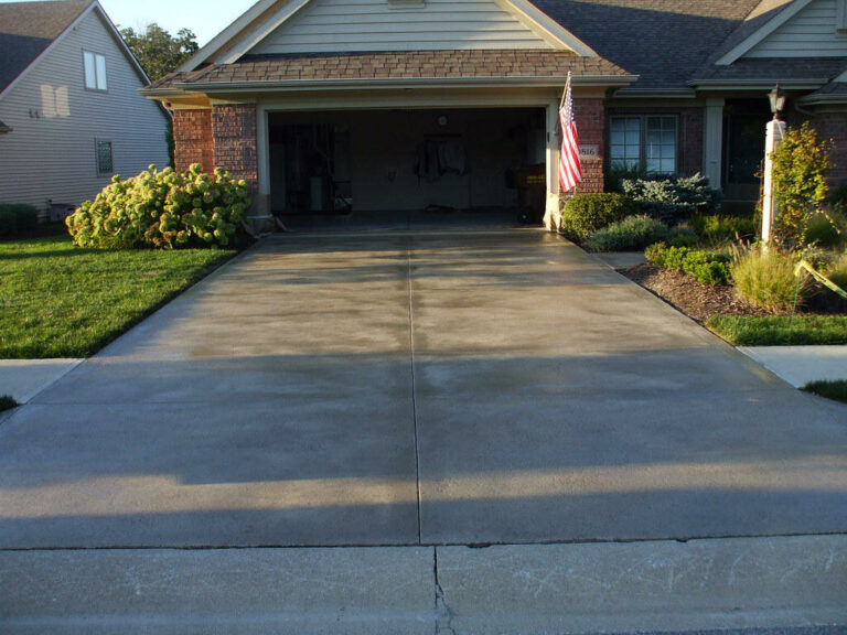 Concrete Driveway in Manhattan | Contractor NYC