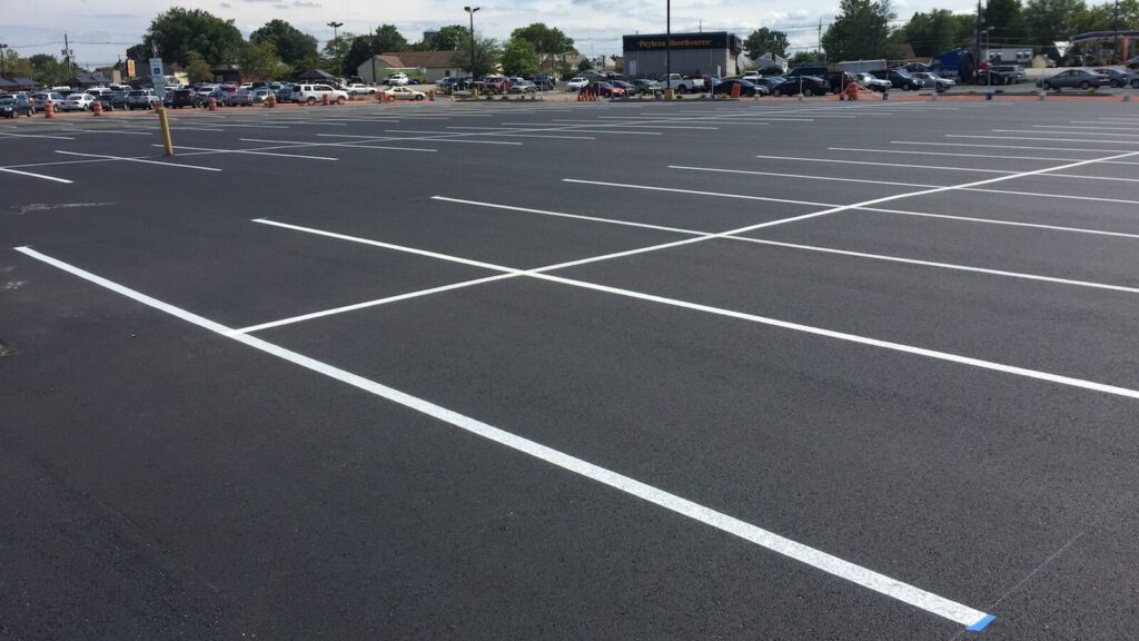 concrete parking lot contractors