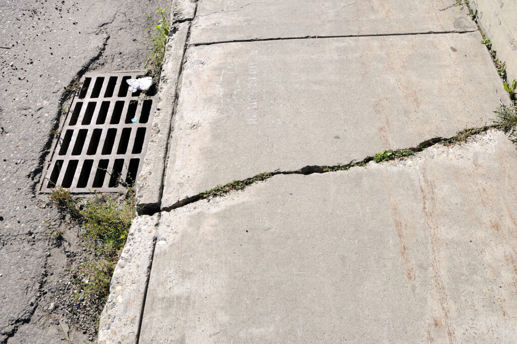 Sidewalk Crack Repair Experts | Concrete Contractor NYC