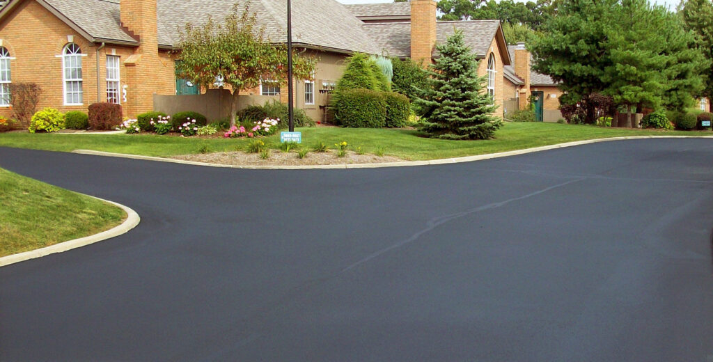 How Much to Asphalt a Driveway | NYC Cost Guide