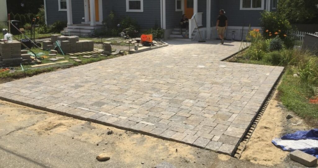 How to Lay Pavers for Walkway: Step-by-Step Guide